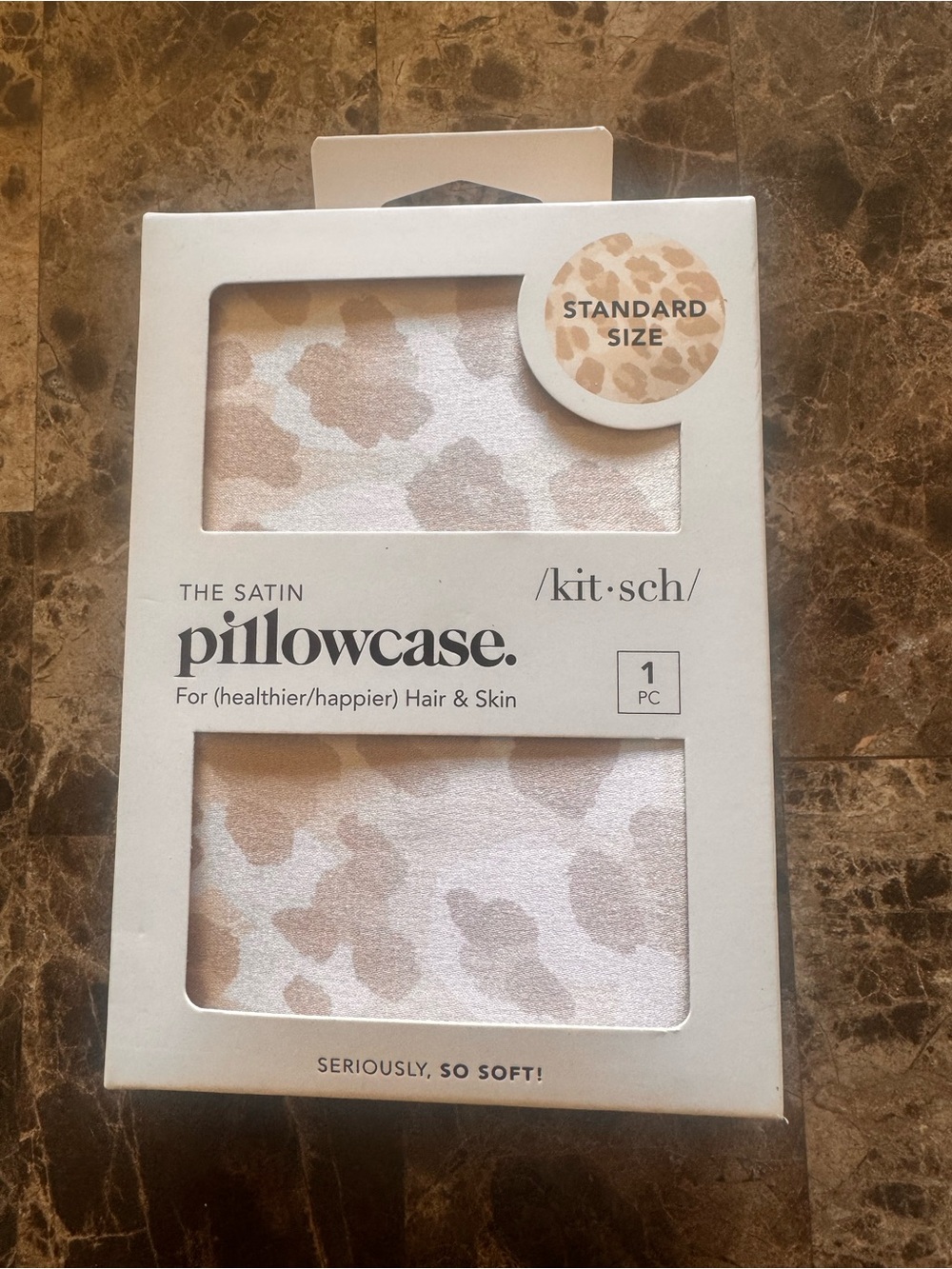 Kitsch Satin Pillowcase - Beige & White Leopard Print - New In Box